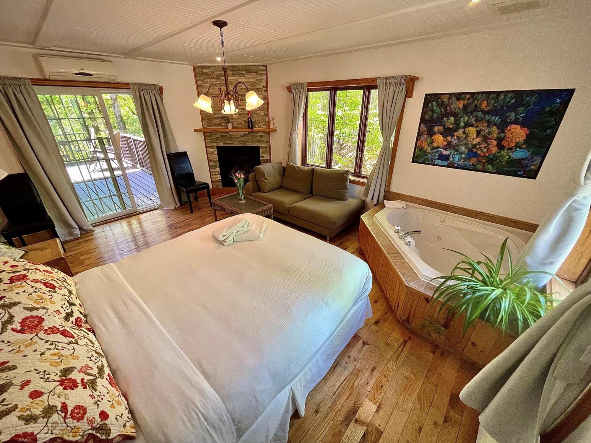 Auberge Spa & Beaux Reves Sainte-Adèle Eksteriør billede