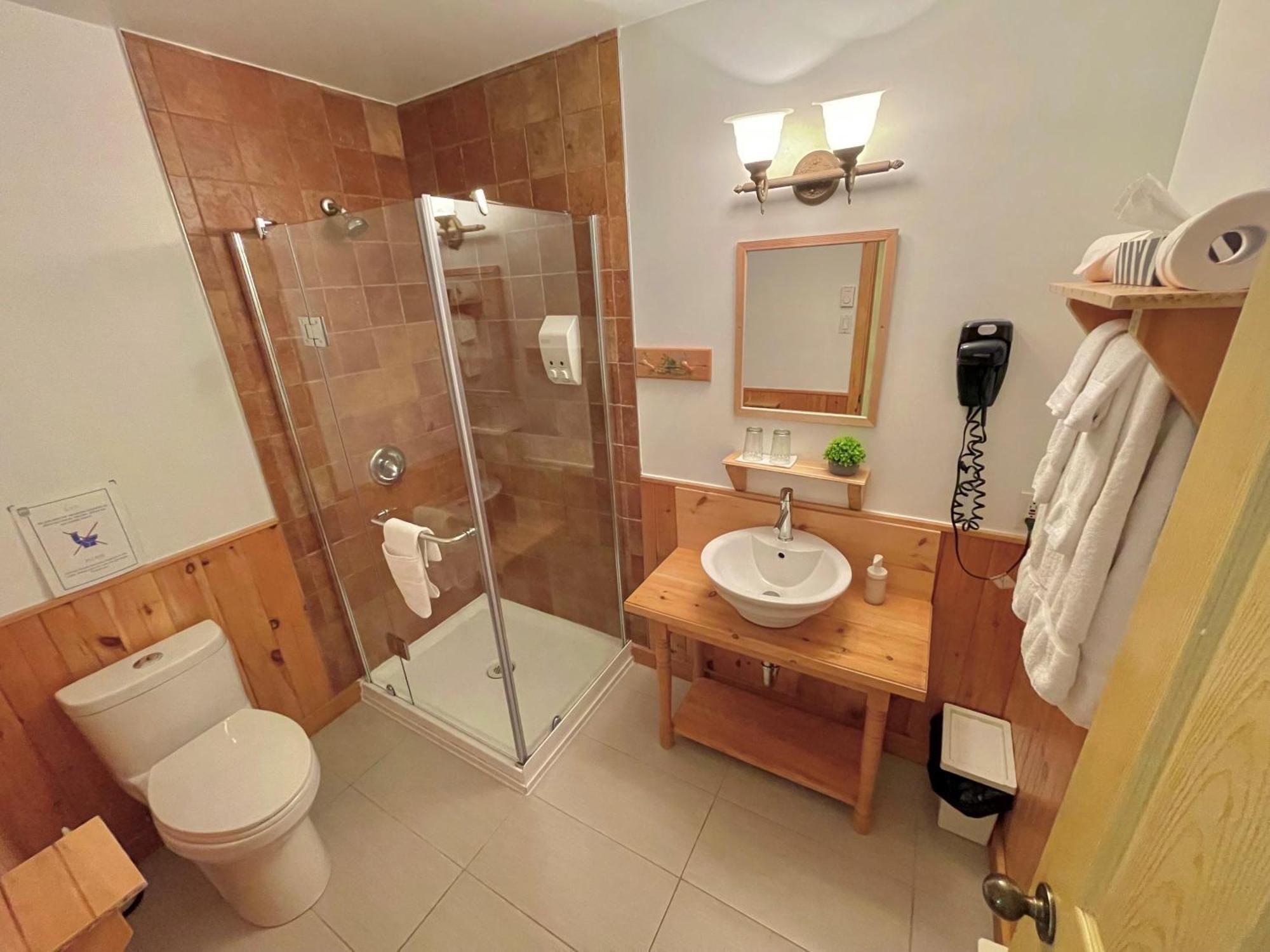 Auberge Spa & Beaux Reves Sainte-Adèle Eksteriør billede