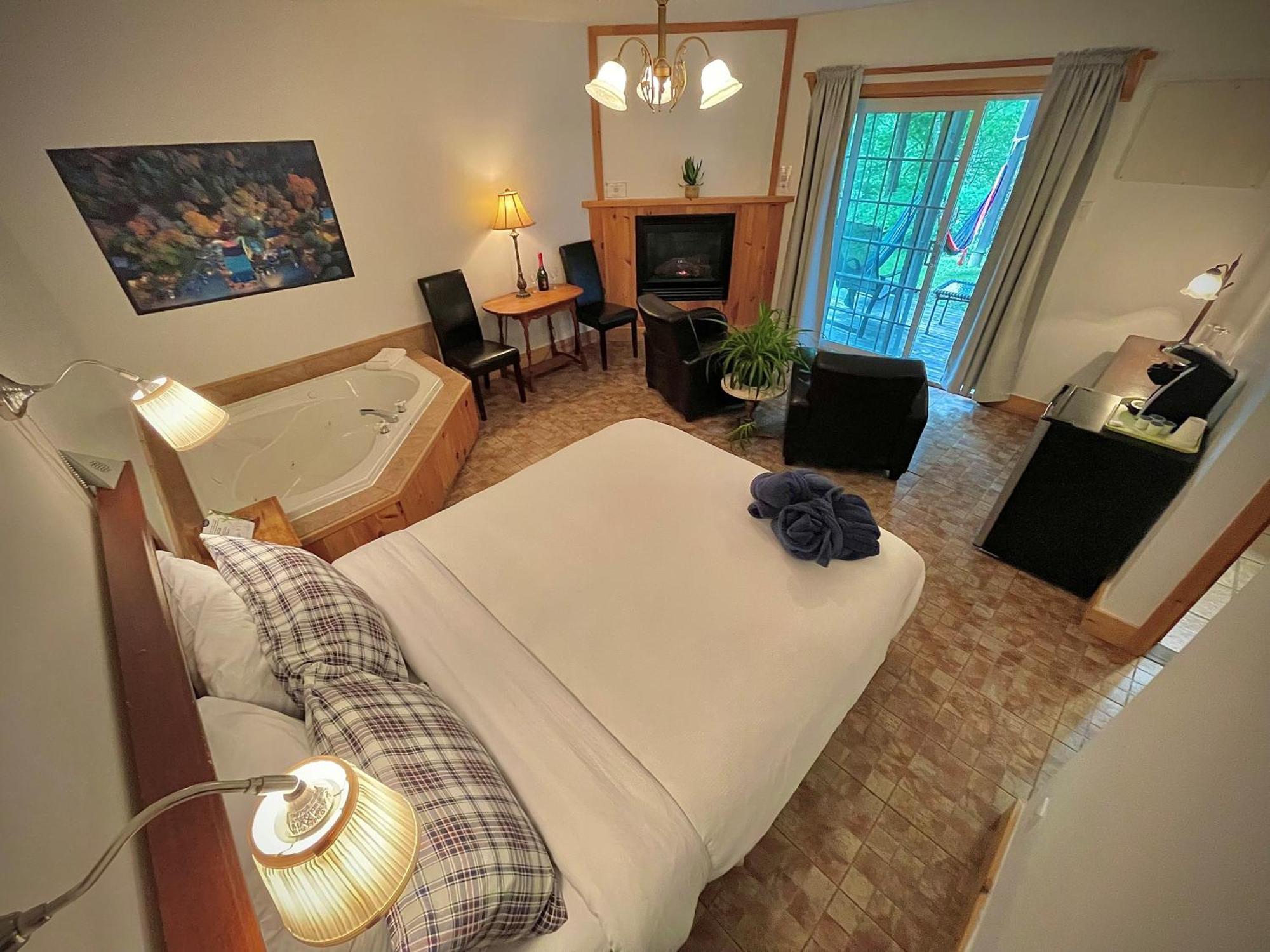 Auberge Spa & Beaux Reves Sainte-Adèle Eksteriør billede