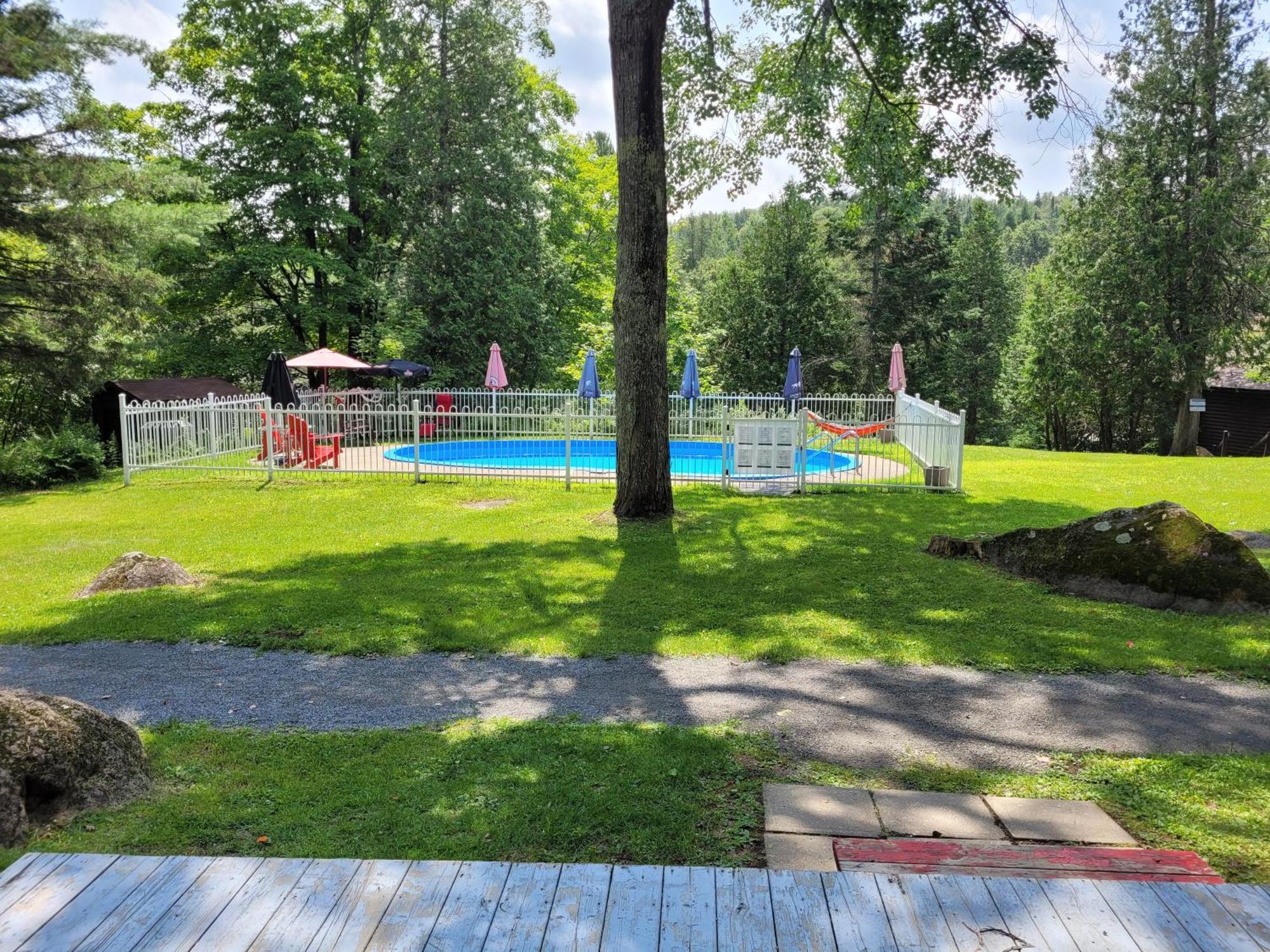 Auberge Spa & Beaux Reves Sainte-Adèle Eksteriør billede