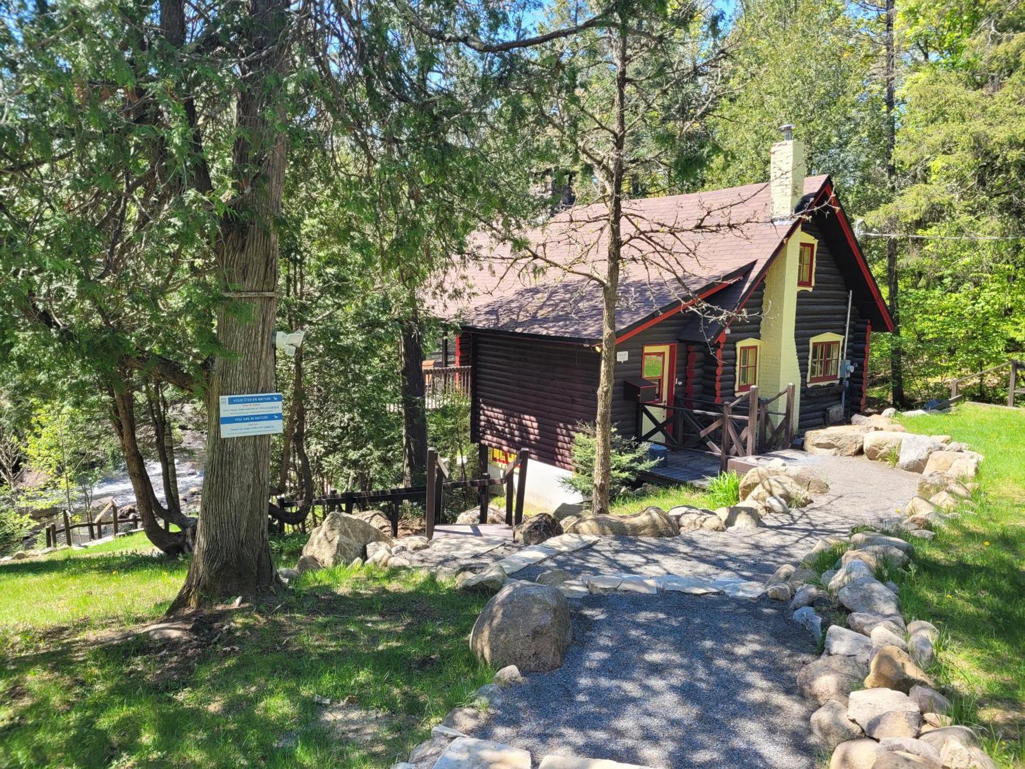 Auberge Spa & Beaux Reves Sainte-Adèle Eksteriør billede